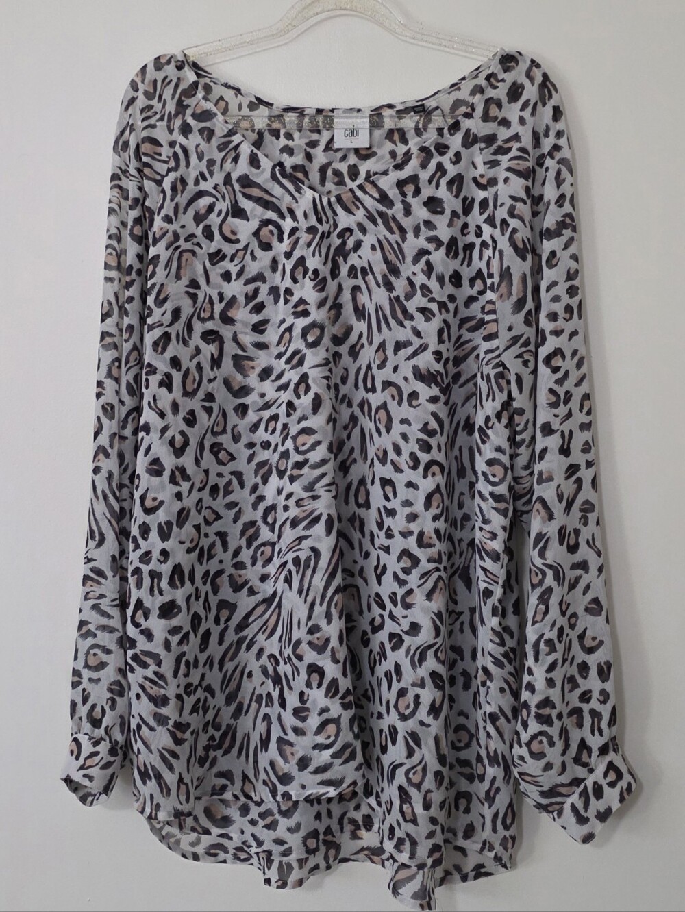 CAbi Glamour Blouse Long Sleeve V-neck Leopard Print Edgy Modern Neutral Large